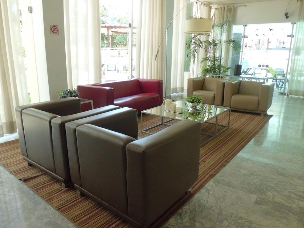 Rede Andrade Barra Hotel Салвадор Екстериор снимка